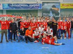 Таганрожцы обыграли волгоградцев в гандбол