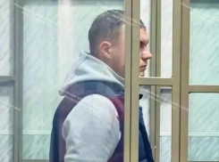 Замглавы Администрации Таганрога Долматов взят под стражу из-за взятки в 360 тысяч рублей