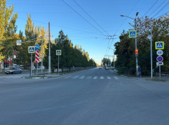  Сбил сразу троих и скрылся: в Таганроге полиция ищет очевидцев ДТП