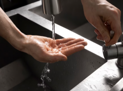 МУП «Управление «Водоканал» проводит ремонтные работы в двух районах Таганрога 