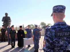  Росгвардейцы Дона приняли присягу на территории комплекса «Самбекские высоты» 