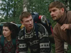 Добронравовы сняли мистический экшн о зловещем охотнике в горах Коми