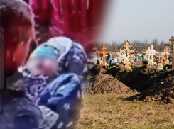 «Таких маленьких гробов не делают на продажу, нужно заказывать»: в понедельник в Таганроге похоронят полугодовалого малыша, убитого собственной матерью