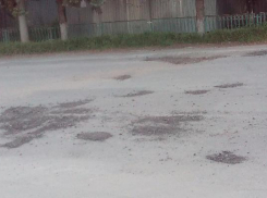 Нано-ремонт дорожного полотна в Таганроге вызвал большие сомнения у автолюбителей