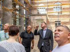 Как движется ремонт СКЦ «Приморский» рассказал глава администрации