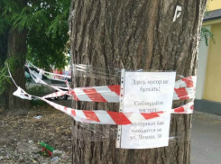 Строительный мусор повсюду сбрасывают в «лодочки» жителей в Таганроге