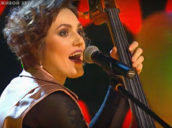 Таганроженке хором подпевали звезды в шоу-программе «Ну-ка, все вместе!»