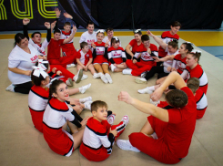 Дети команды «Slash» из Таганрога заняли первое место на соревнованиях «ЯРКИЕ! МАЙСКИЕ! ТВОИ!»