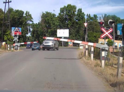 Джип с функцией «автосохранения» был замечен на дорогах Таганрога