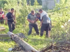 Под Таганрогом пьяный мужчина решил проверить Ниву на прочность