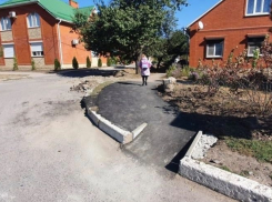 Новые тротуарные дорожки появились в Таганроге