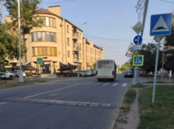 Прокатиться с ветерком на ржавом авто-чуде приглашают таганрожцы: в соцсетях жители возмутились состоянием маршруток