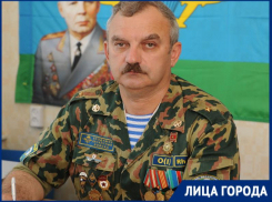 О «ряженных» и армии рассказал председатель «Союза десантников  Таганрога» Александр Сетьков