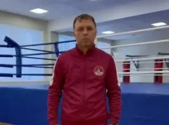 Известный тренер Роман Карбовский поздравил читателей «Блокнота» с Новым годом