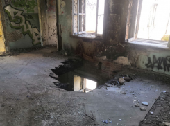 Ловушка для детей в заброшенном доме в Таганроге 