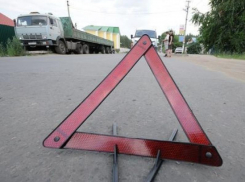 Под Таганрогом москвич перевернулся на обочине: водитель погиб на месте