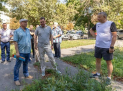 В Таганроге предприниматель решил сделать сквер по ул. Б. Бульварной