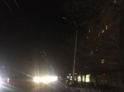 В Таганроге снова не горят фонари в месте, где насмерть сбили человека