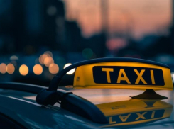 Таганрогские таксисты с 1 сентября перейдут на нормированный рабочий день 