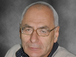 Поздравляем доцента ЮФУ Анатолия Кухаренко с государственной наградой