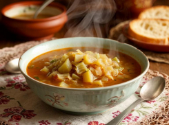 День Фёдора Мороза: 24 ноября таганрожцы могут согреться наваристым супом и выбросить битую посуду