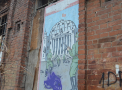 «Хозяина в городе нет!» - жители города обратили внимание на заброшенный 30 лет особняк 