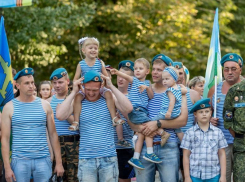 Сегодня в Таганроге отмечают День воздушно-десантных войск 
