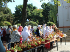 Сегодня таганрожцы отмечают Яблочный Cпас (Преображение Господне)