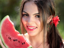 Роспотребнадзор дал советы, как правильно выбрать арбуз