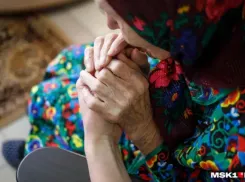 «Вместо заслуженного отдыха пенсионеры  ищут работу» - немногие  смогли обеспечить себе счастливую старость