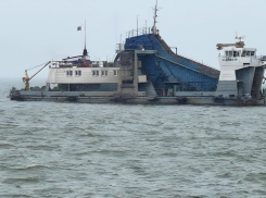 В Таганрогском порту начали углублять дно