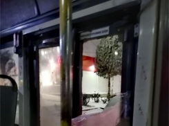 «Морозная свежесть включена»: обычный рейс маршрутки №50 в морозный день.