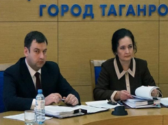 Главы Таганрога предложили горожанам обсудить состояние и ремонт дорог