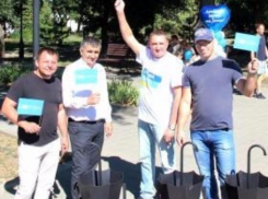 Активисты Таганрога установили оригинальные урны в скверах города