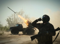 Дрон ВСУ против мирного инвалида-колясочника: последствия нападения украинских БПЛА на Таганрог и окрестности