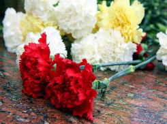 В Таганроге прошли митинги в День Памяти и Скорби