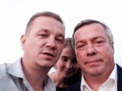 Сегодня  День рождения у Дмитрия Беспалова – руководителя «Молодежного клуба» в Таганроге