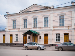 Взаимоотношения итальянской оперы и таганрогского театра