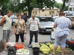 Владельцы несанкционированных торговых точек принесли в бюджет Таганрога 4 миллиона рублей