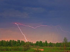 В выходные дни увидим грозу в мае в Таганроге