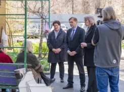 В Таганроге продолжают ликвидировать последствия ночной атаки беспилотников