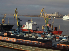 Таганрогский порт сдает позиции