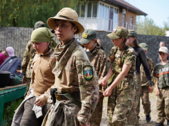 Пеший марш памяти - ребята из Ростовской области прошли 80 км по местам захоронений героев ВОВ и СВО