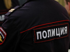 Таганрожец обманул пенсионерку и украл у нее кошелек