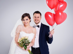 Депутаты хотят помочь молодоженам, в том числе и таганрогским 