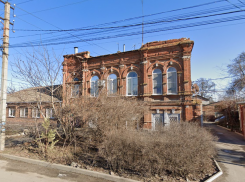 В Таганроге сразу несколько особняков признали памятниками, но вопросы остались
