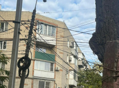 Судьба опасного столба на Греческой: все закончилось, едва начавшись