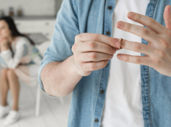 Разводов стало меньше, но проблема для таганрожцев сохраняется 