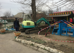 В Таганроге  появилась яма в детском саду