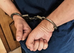 Ради 19 тысяч 750 рублей бомж-рецидивист убил пенсионера и обокрал пенсионерку из Таганрога